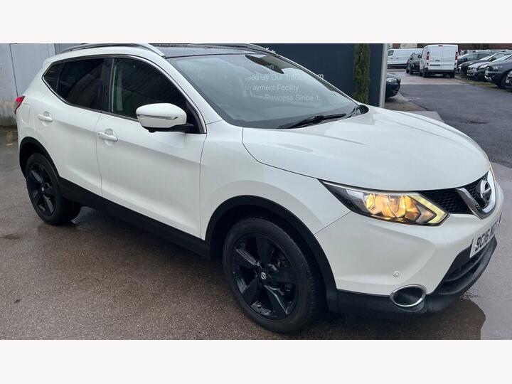 Nissan Qashqai 1.5 DCi N-Connecta 2WD Euro 6 (s/s) 5dr
