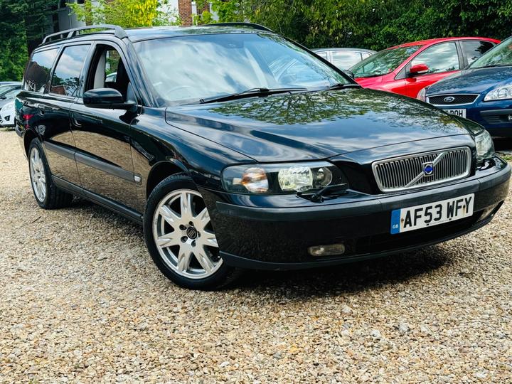 Volvo V70 2.5T SE Geartronic 5dr (Euro 3)
