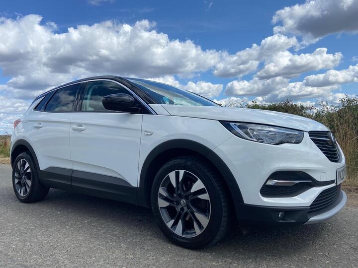 Vauxhall Grandland X 1.2 Turbo SRi Nav Euro 6 (s/s) 5dr