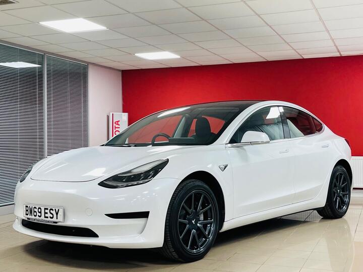 Tesla Model 3 Standard Range Plus Auto RWD 4dr
