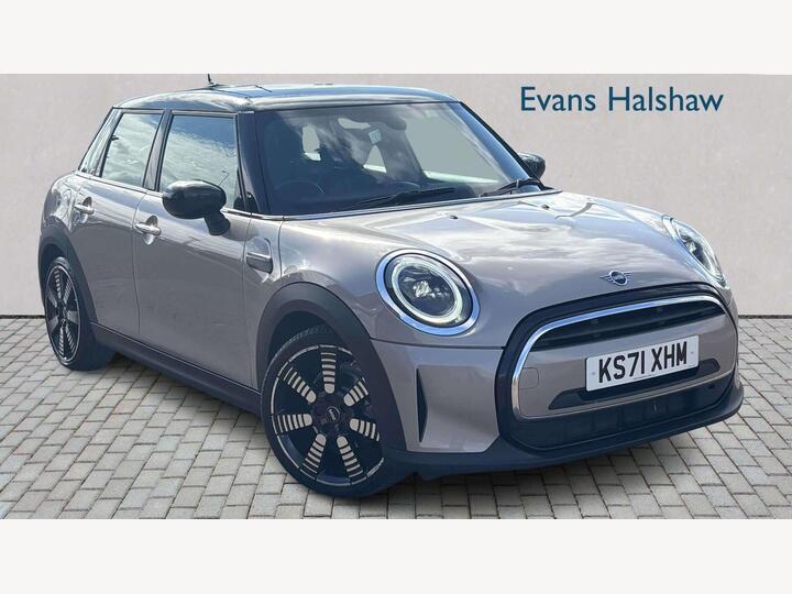 MINI HATCHBACK 1.5 Cooper Exclusive Euro 6 (s/s) 5dr