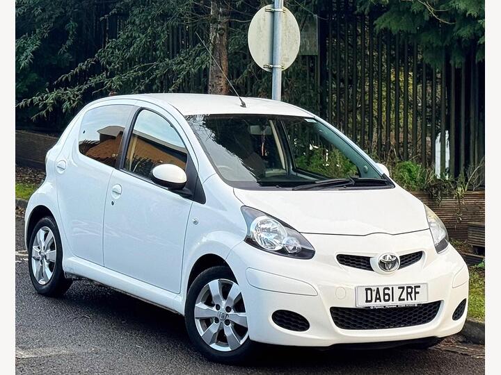 Toyota AYGO 1.0 VVT-i Go Euro 5 5dr