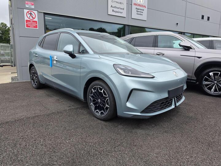 MG MG4 Urban 53.9kWh Premium Long Range Auto 5dr