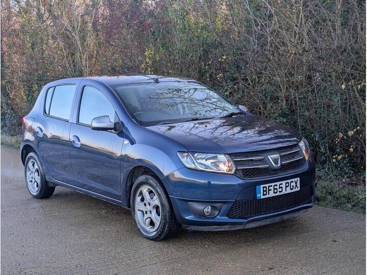 Dacia Sandero 0.9 TCe Laureate Prime Euro 6 (s/s) 5dr Dacia Sandero 0.9 TCe Laureate Prime Euro 6 (s/s) 5dr