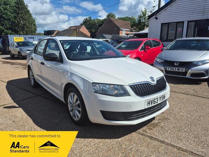 Skoda Octavia 1.2 TSI S Euro 5 (s/s) 5dr Skoda Octavia 1.2 TSI S Euro 5 (s/s) 5dr