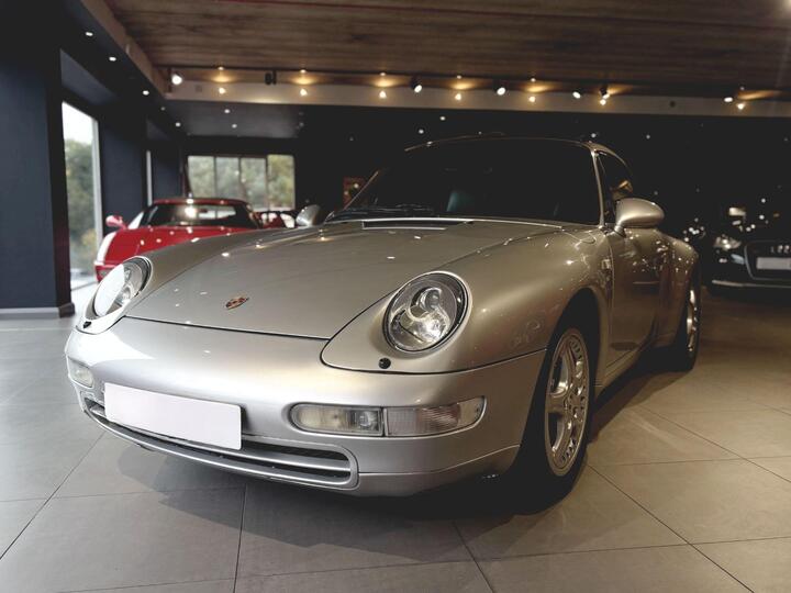 Porsche 911 3.6 993 Targa 2dr Porsche 911 3.6 993 Targa 2dr