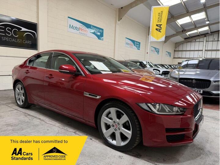 Jaguar XE 2.0i Portfolio Auto Euro 6 (s/s) 4dr