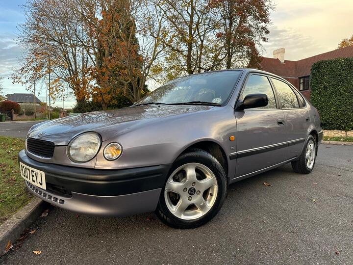 Toyota Corolla 1.6 Executive 5dr