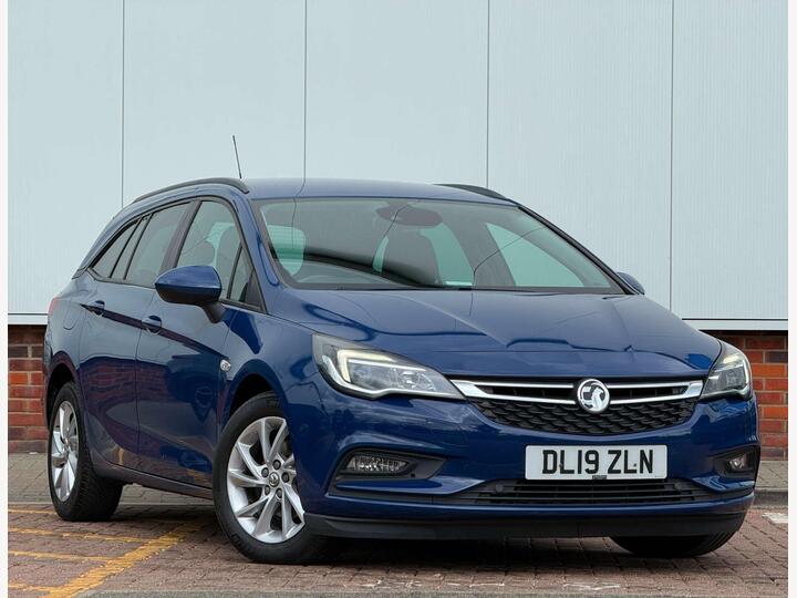 Vauxhall Astra 1.6 CDTi EcoTEC BlueInjection Tech Line Nav Sports Tourer Euro 6 (s/s) 5dr