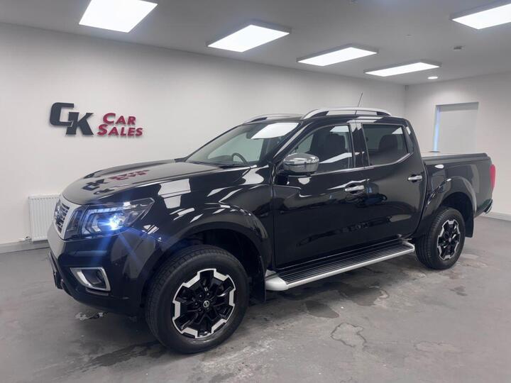 Nissan NAVARA 2.3 DCi Tekna Auto 4WD Euro 6 4dr
