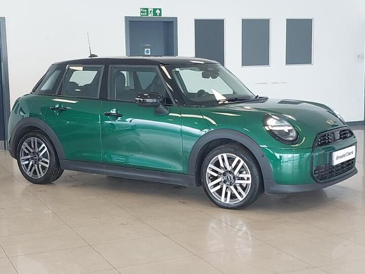 MINI Hatch 1.5C Classic Steptronic Euro 6 (s/s) 5dr