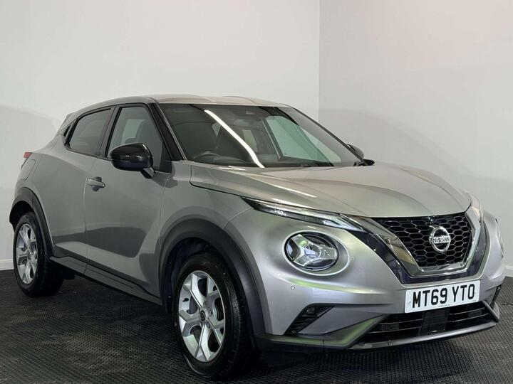 Nissan JUKE 1.0 DIG-T N-Connecta Euro 6 (s/s) 5dr Nissan JUKE 1.0 DIG-T N-Connecta Euro 6 (s/s) 5dr