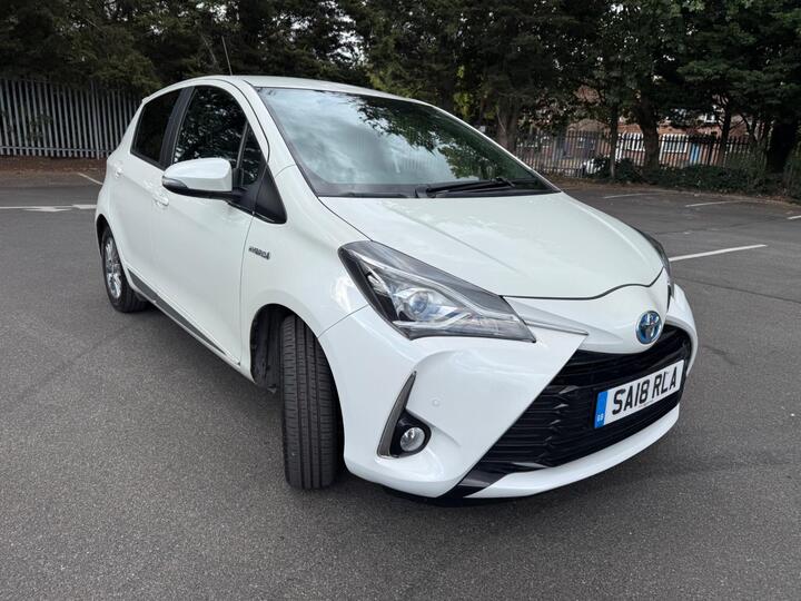 Toyota Yaris 1.5 VVT-h Excel E-CVT Euro 6 (s/s) 5dr (15in Alloy)