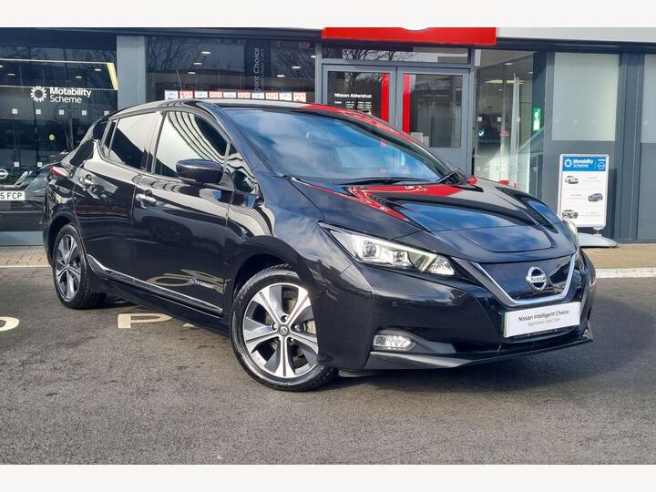 Nissan Leaf 40kWh Tekna Auto 5dr Nissan Leaf 40kWh Tekna Auto 5dr
