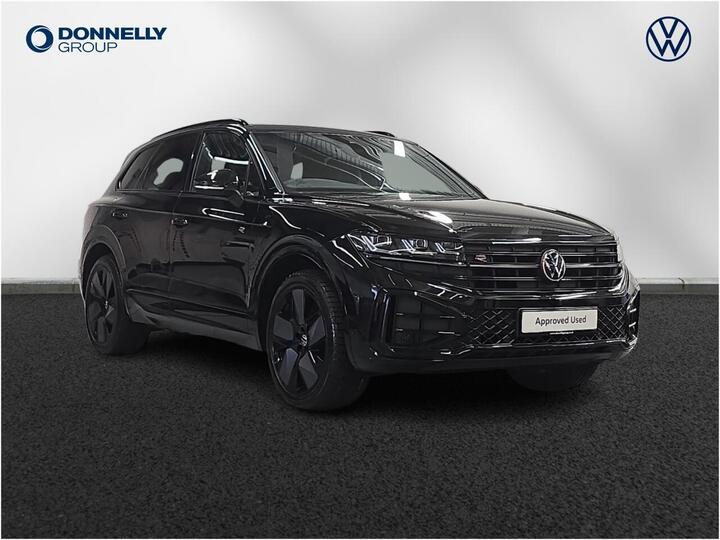 Volkswagen Touareg 3.0 TDI V6 Black Edition Tiptronic 4Motion Euro 6 (s/s) 5dr