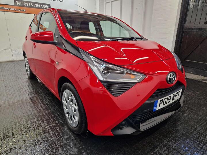 Toyota AYGO 1.0 VVT-i X-play Euro 6 5dr