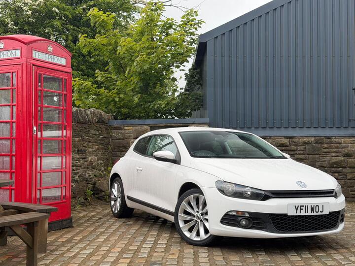Volkswagen Scirocco 2.0 TDI BlueMotion Tech GT Euro 5 (s/s) 3dr