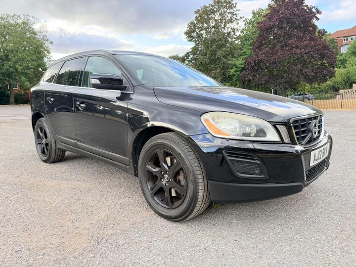 Volvo XC60 2.4 D5 SE Lux Geartronic AWD Euro 5 5dr