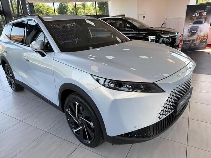 OMODA 7 1.5T SHS 18.4kWh Noble DHT1 Euro 6 (s/s) 5dr