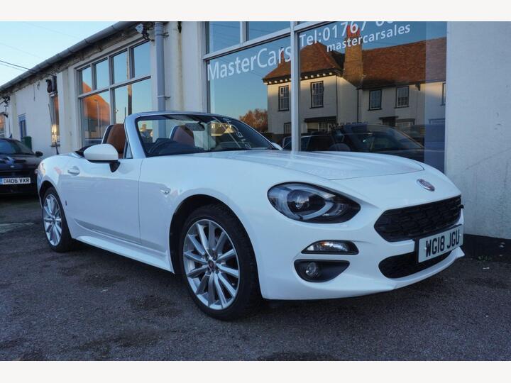 Fiat 124 Spider 1.4 MultiAir Lusso Plus Auto Euro 6 2dr Fiat 124 Spider 1.4 MultiAir Lusso Plus Auto Euro 6 2dr