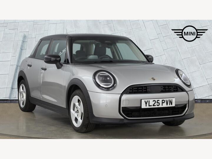 MINI Cooper 1.5C Classic Steptronic Euro 6 (s/s) 5dr
