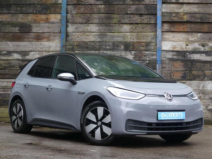 Volkswagen ID.3 Pro 58kWh Family Auto 5dr