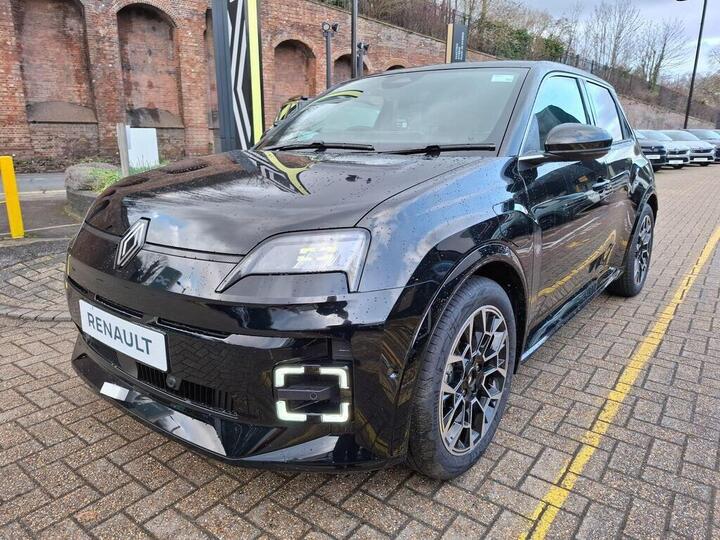 Renault Renault 5 Comfort Range 52kWh Roland Garros+ Auto 5dr