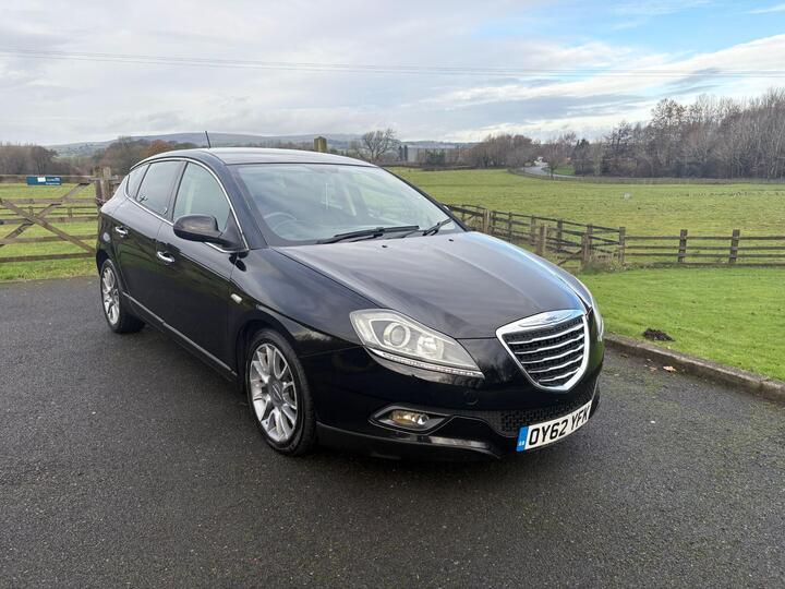Chrysler Delta 1.4 M-Air SR Euro 5 (s/s) 5dr Chrysler Delta 1.4 M-Air SR Euro 5 (s/s) 5dr