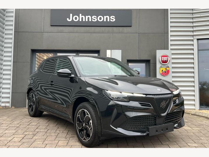 Alfa Romeo Junior Elettrica 54kWh Elettrica Auto 5dr
