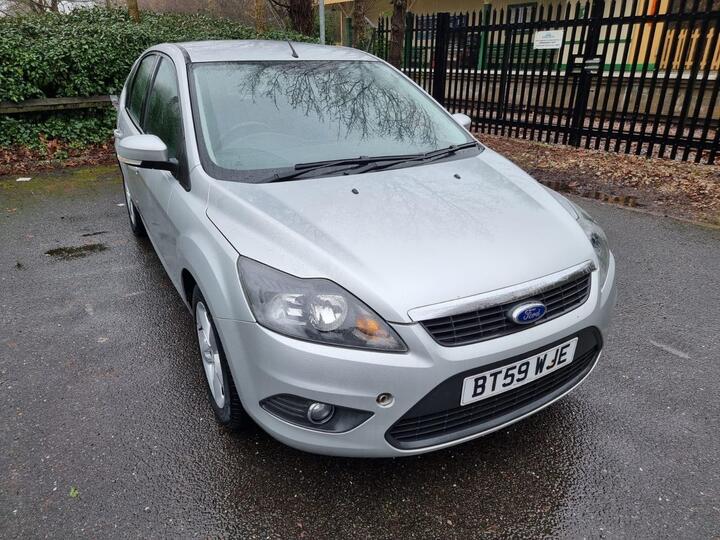Ford Focus 1.6 Zetec 5dr