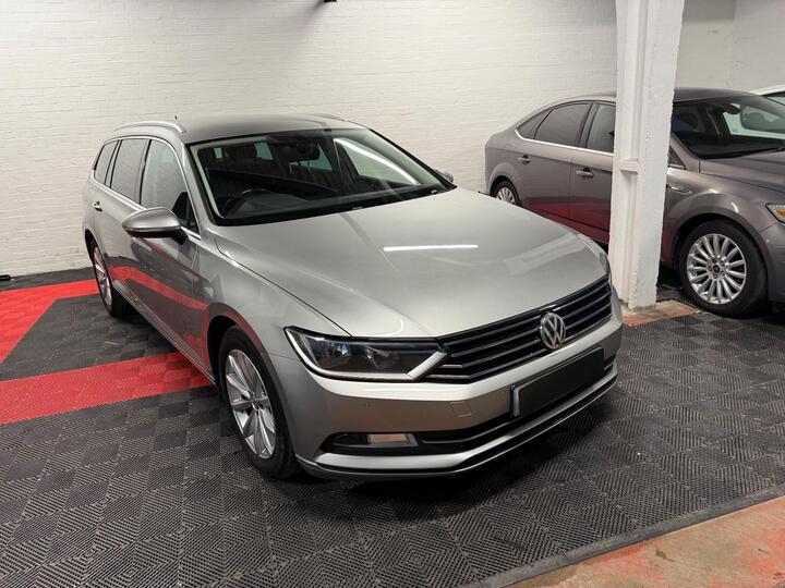 Volkswagen Passat 2.0 TDI BlueMotion Tech SE Euro 6 (s/s) 5dr