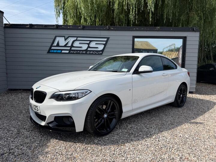 BMW 2 SERIES 2.0 220d M Sport Auto XDrive Euro 6 (s/s) 2dr