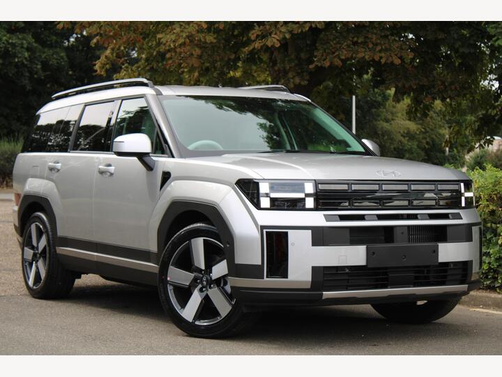 Hyundai Santa Fe Ultimate Hybrid 239