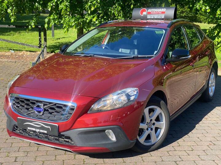Volvo V40 CROSS COUNTRY 2.0 D4 SE Nav Euro 6 (s/s) 5dr