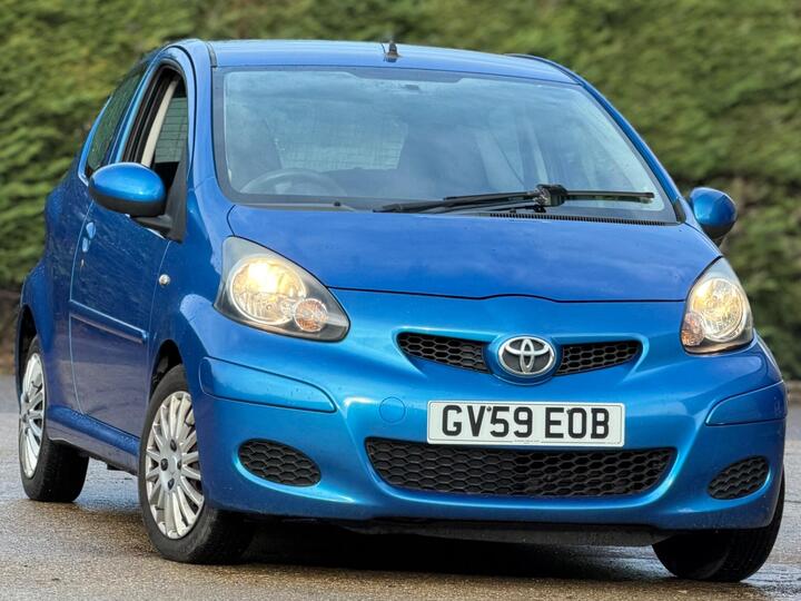Toyota AYGO 1.0 VVT-i Blue Euro 4 3dr Toyota AYGO 1.0 VVT-i Blue Euro 4 3dr