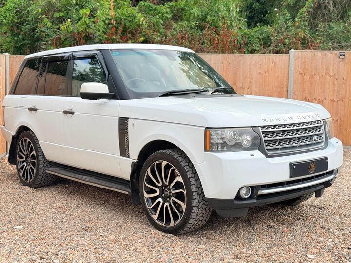 Land Rover Range Rover 4.4 TD V8 Autobiography Auto 4WD Euro 5 5dr Land Rover Range Rover 4.4 TD V8 Autobiography Auto 4WD Euro 5 5dr