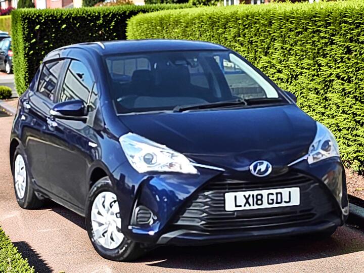 Toyota Yaris 1.5 VVT-h Icon Tech E-CVT Euro 6 (s/s) 5dr