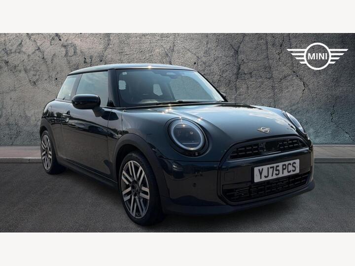MINI Cooper 1.5C Classic Steptronic Euro 6 (s/s) 3dr