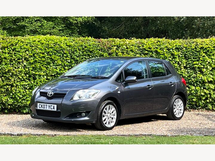 Toyota Auris 1.6 VVT-i T3 5dr Toyota Auris 1.6 VVT-i T3 5dr