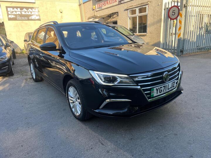 MG MG5 61.1kWh Exclusive Long Range Auto 5dr