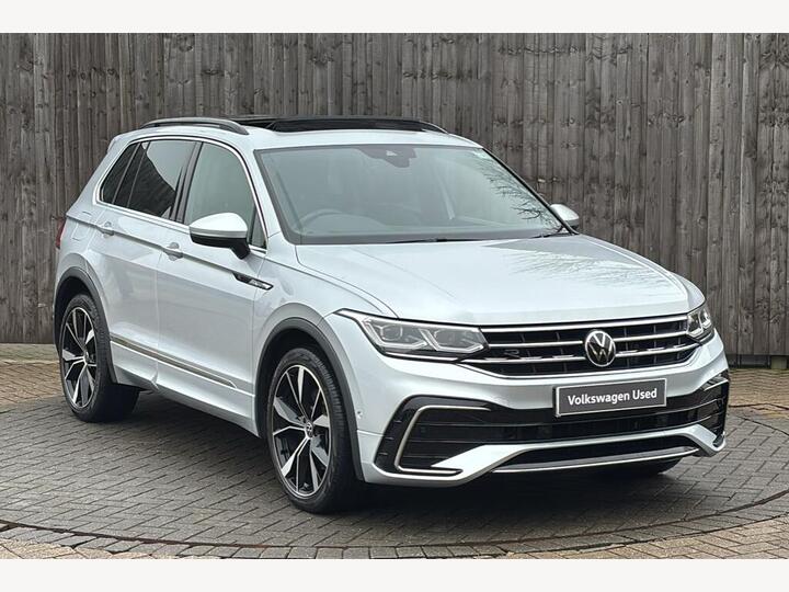 Volkswagen Tiguan 2.0 TDI R-Line DSG 4Motion Euro 6 (s/s) 5dr