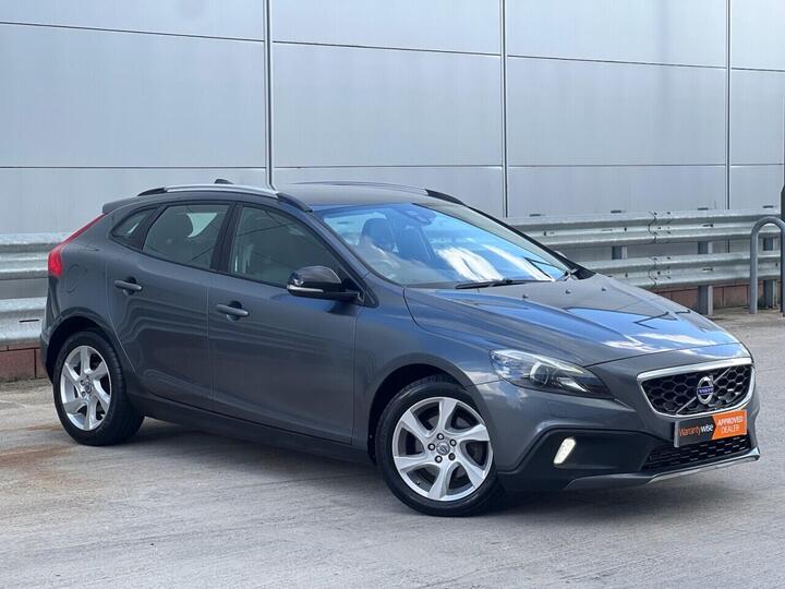 Volvo V40 CROSS COUNTRY 1.6 D2 Lux Euro 5 (s/s) 5dr