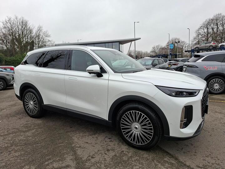 Chery Tiggo 9 1.5T 34.46kWh Summit DHT3 4WD Euro 6 (s/s) 5dr