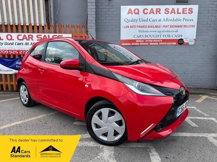 Toyota AYGO 1.0 VVT-i X-play Euro 6 3dr
