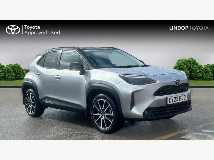 Toyota YARIS 1.5 VVT-h GR SPORT E-CVT Euro 6 (s/s) 5dr Toyota YARIS 1.5 VVT-h GR SPORT E-CVT Euro 6 (s/s) 5dr