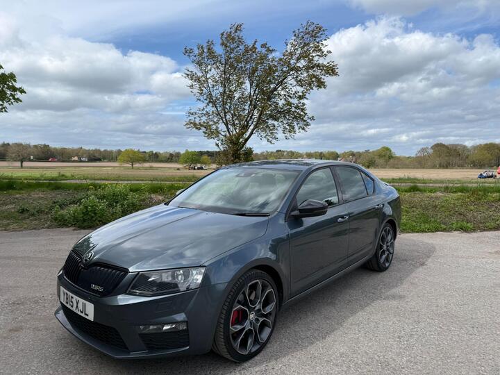Skoda Octavia 2.0 TDI VRS Euro 5 (s/s) 5dr Skoda Octavia 2.0 TDI VRS Euro 5 (s/s) 5dr