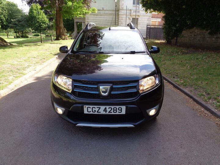 Dacia Sandero Stepway 0.9 TCe Laureate Euro 6 (s/s) 5dr