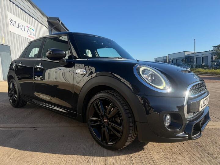 MINI Hatch 2.0 Cooper S Sport Steptronic Euro 6 (s/s) 5dr