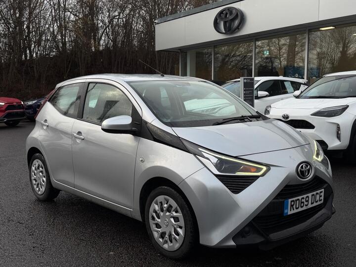 Toyota AYGO 1.0 VVT-i X-play Euro 6 5dr