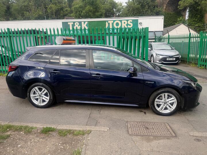 Toyota Corolla 1.8 VVT-h Icon Tech Touring Sports CVT Euro 6 (s/s) 5dr Toyota Corolla 1.8 VVT-h Icon Tech Touring Sports CVT Euro 6 (s/s) 5dr